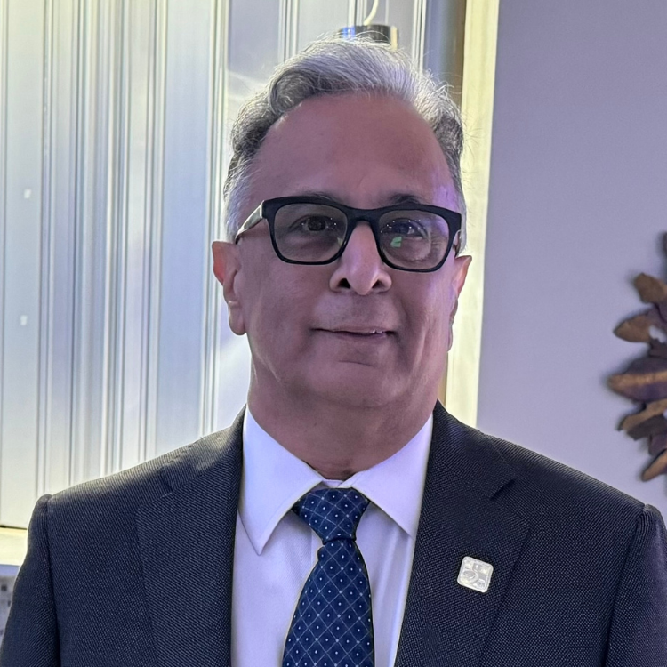 Dr. Rashmi Kothary 4x3