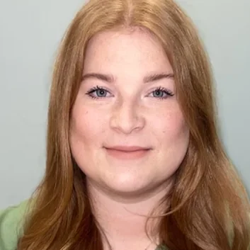 Emma_Sutton_profile picture_3x2